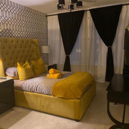 2 Bed Chic Apartment In Glasgow City Centre المظهر الخارجي الصورة