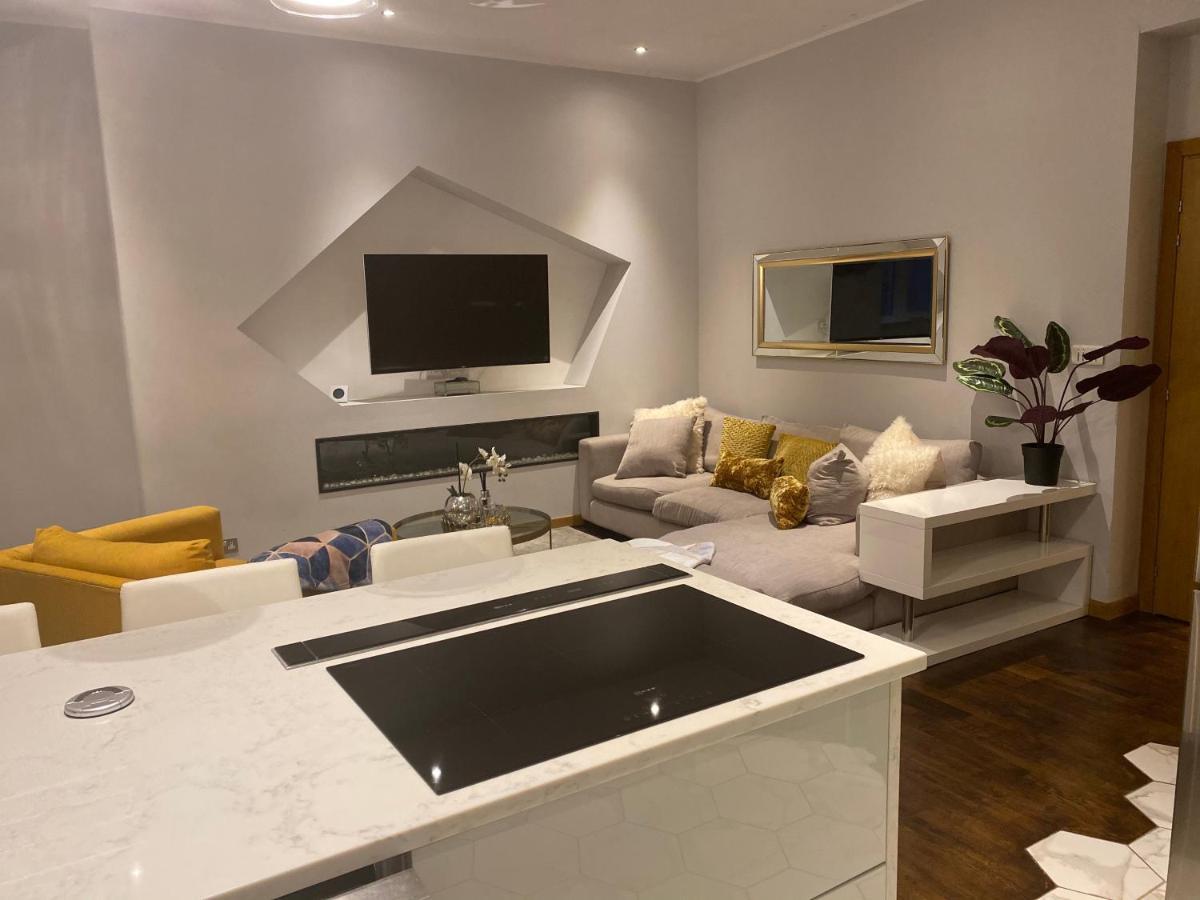 2 Bed Chic Apartment In Glasgow City Centre المظهر الخارجي الصورة