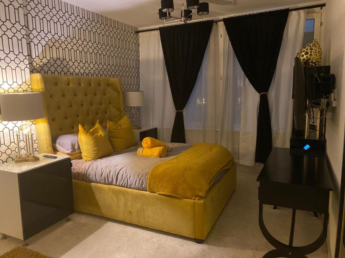 2 Bed Chic Apartment In Glasgow City Centre المظهر الخارجي الصورة