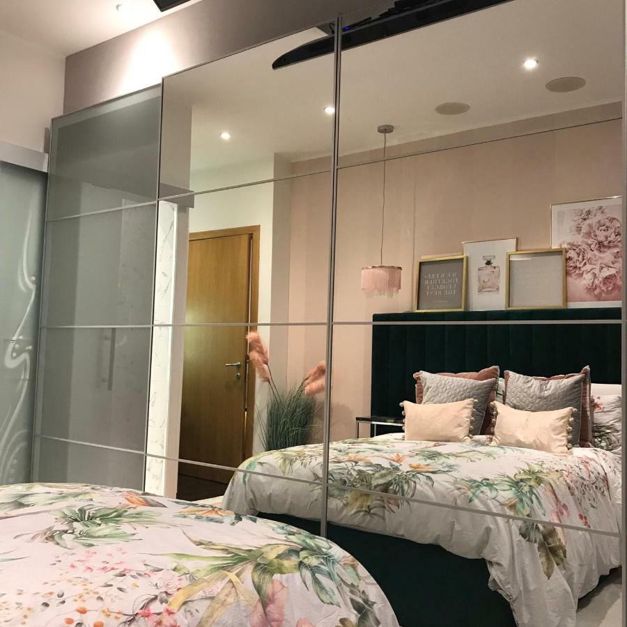 2 Bed Chic Apartment In Glasgow City Centre المظهر الخارجي الصورة